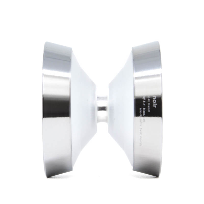 Noir Deux – the second signature yoyo of Jakub Dolejš, combining