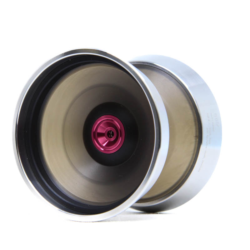 Noir Deux – the second signature yoyo of Jakub Dolejš, combining